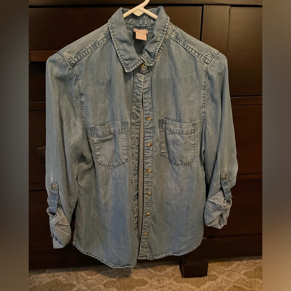 Chico's Tops - Very soft denim shirt